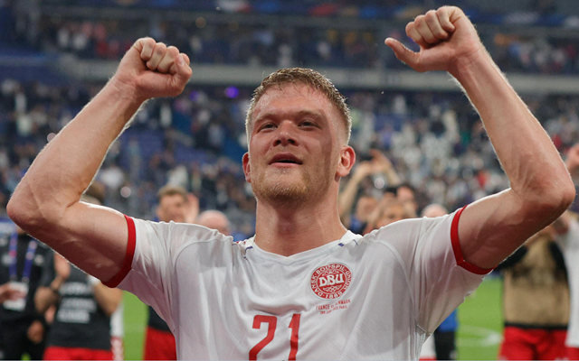 丹麦队翻盘日本队，黄鸭组合高光表现