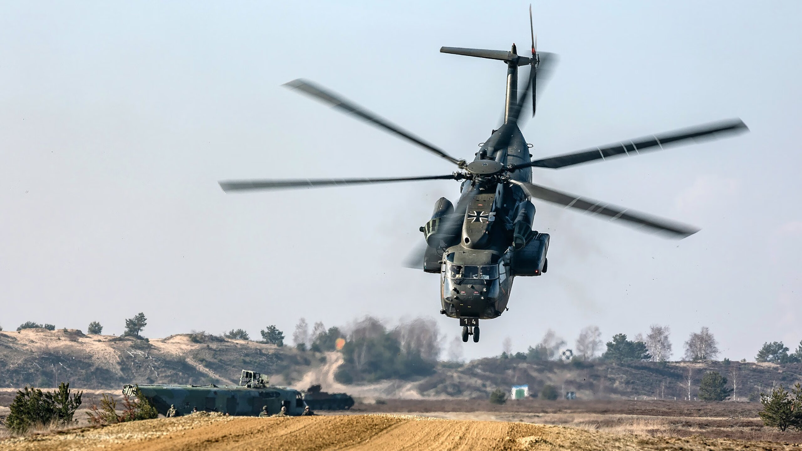 银绿奇迹,阿隆索以大师笔触,于赛道上演逆转史诗