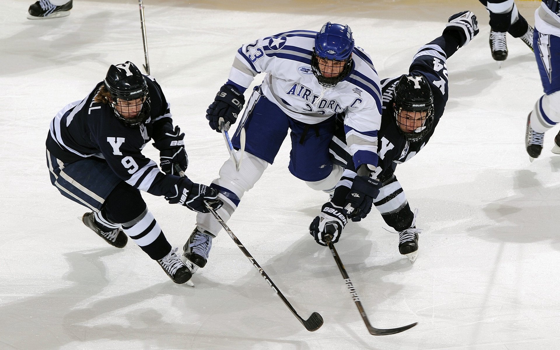跨国界对决！广东队险胜热火，浓眉致命三分改写结局