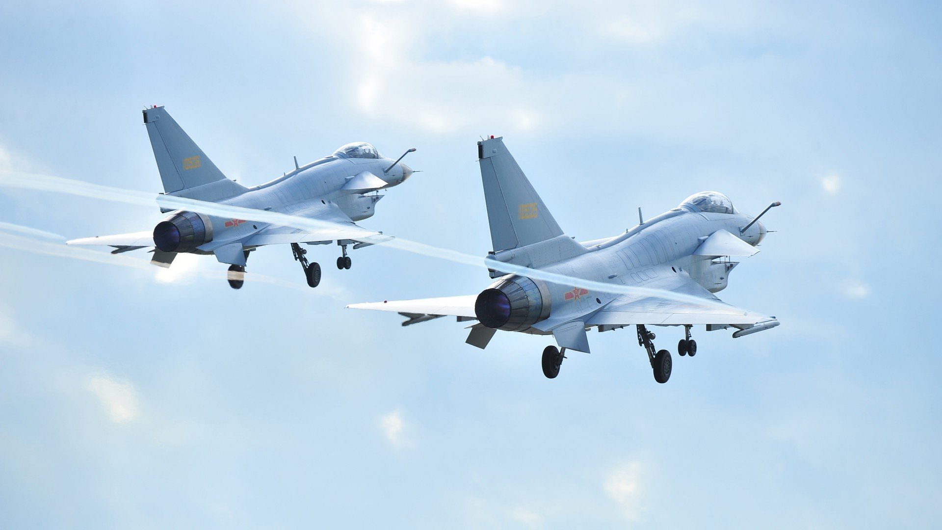 时代对决，勇士速胜篮网背后的暗线，与爱德华兹宣告的新王加冕