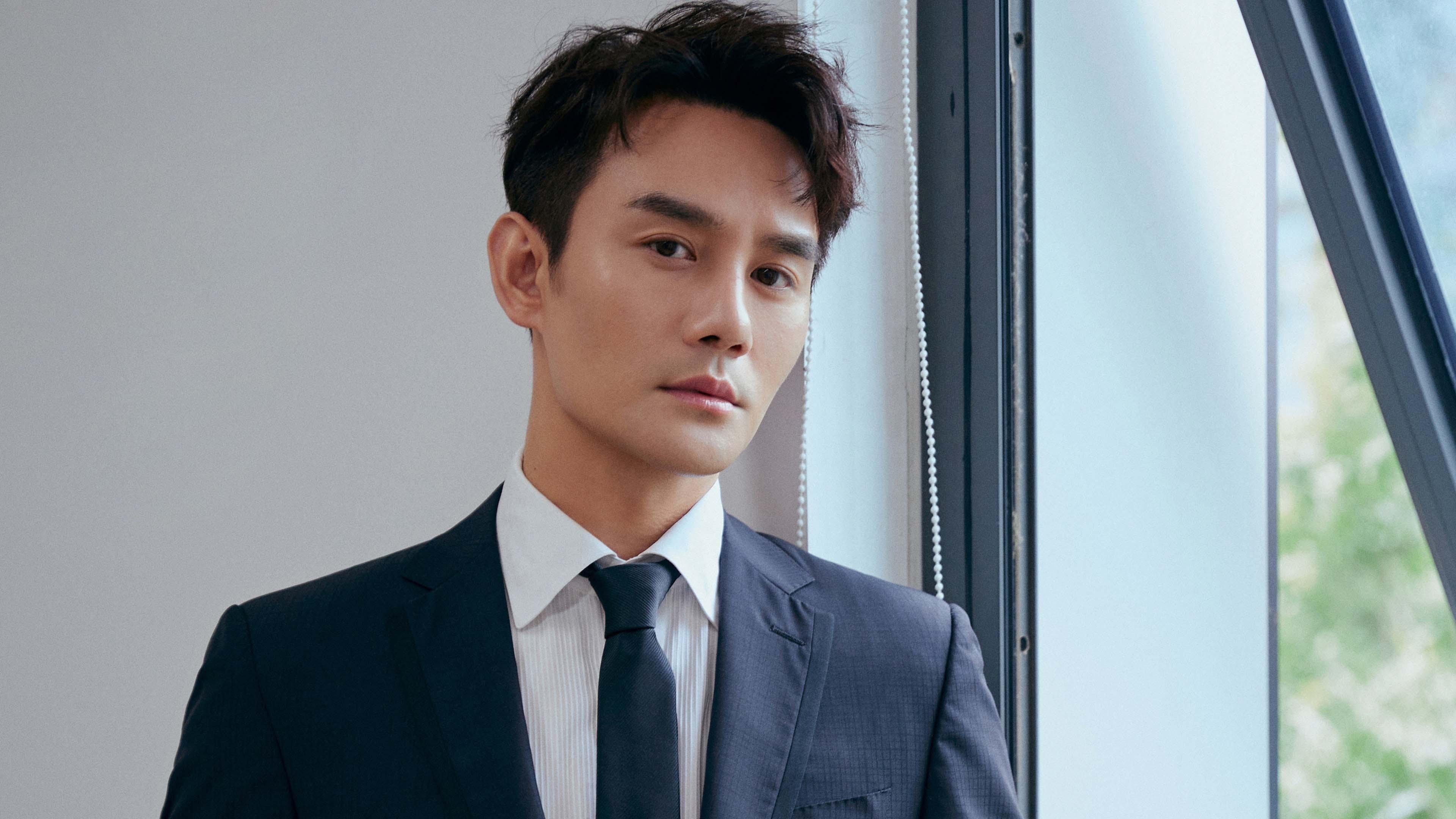 爱游戏体育-闪击亚特兰大，欧文第三节独舞，让老鹰提前收工