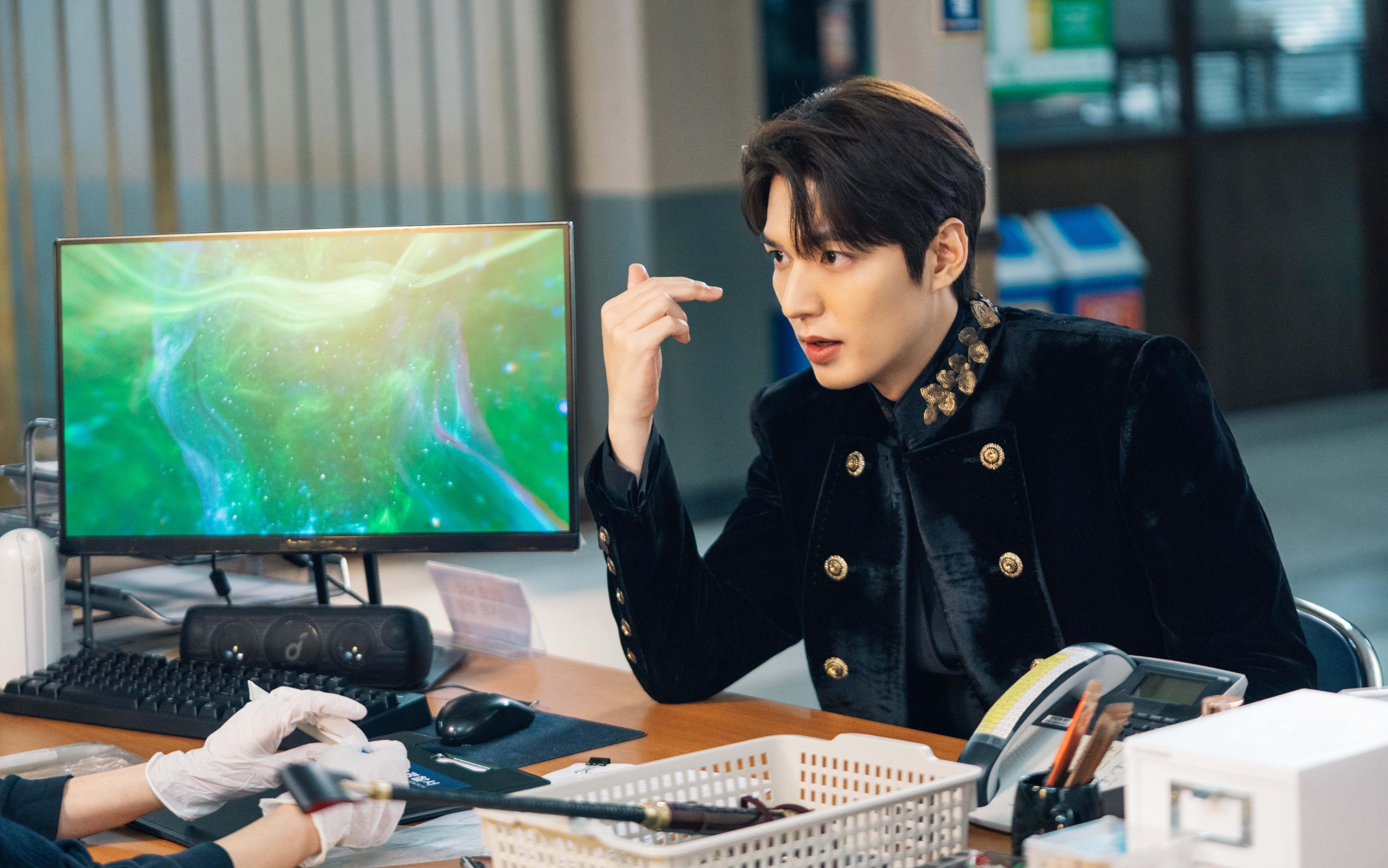 爱游戏娱乐-绿茵烽火，意甲的战术博弈与欧洲杯的钢铁鏖战